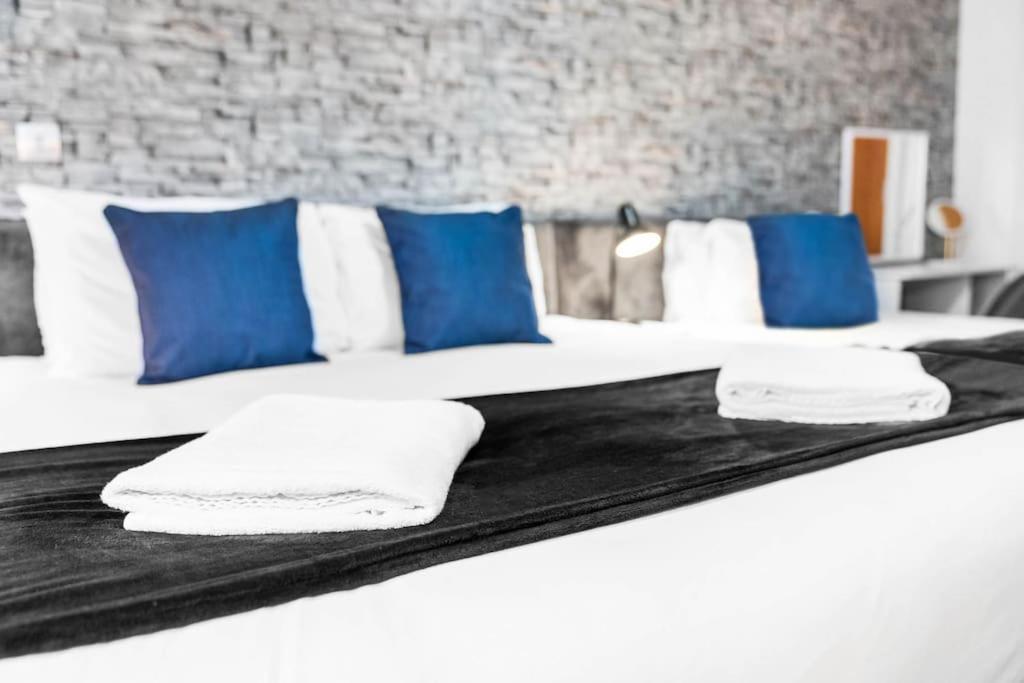 Funky Arcadian Centre Apartment By Azura Nights Бирмингем Экстерьер фото